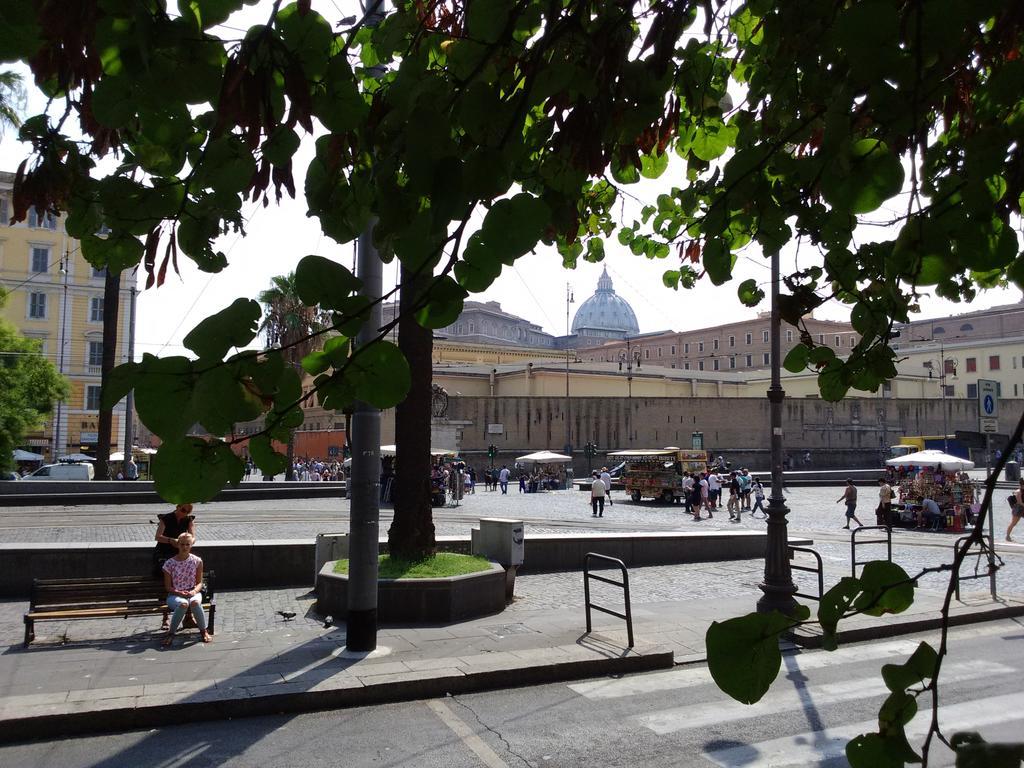 Domus Al Vaticano 36 ローマ エクステリア 写真